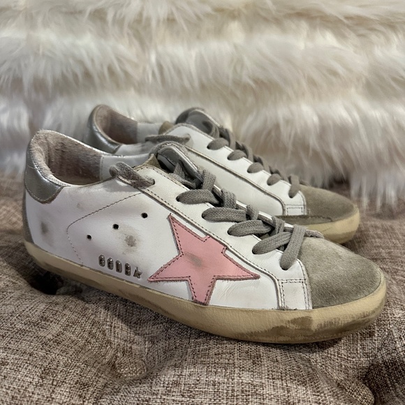 Golden Goose Superstar Sneaker - Picture 1 of 4